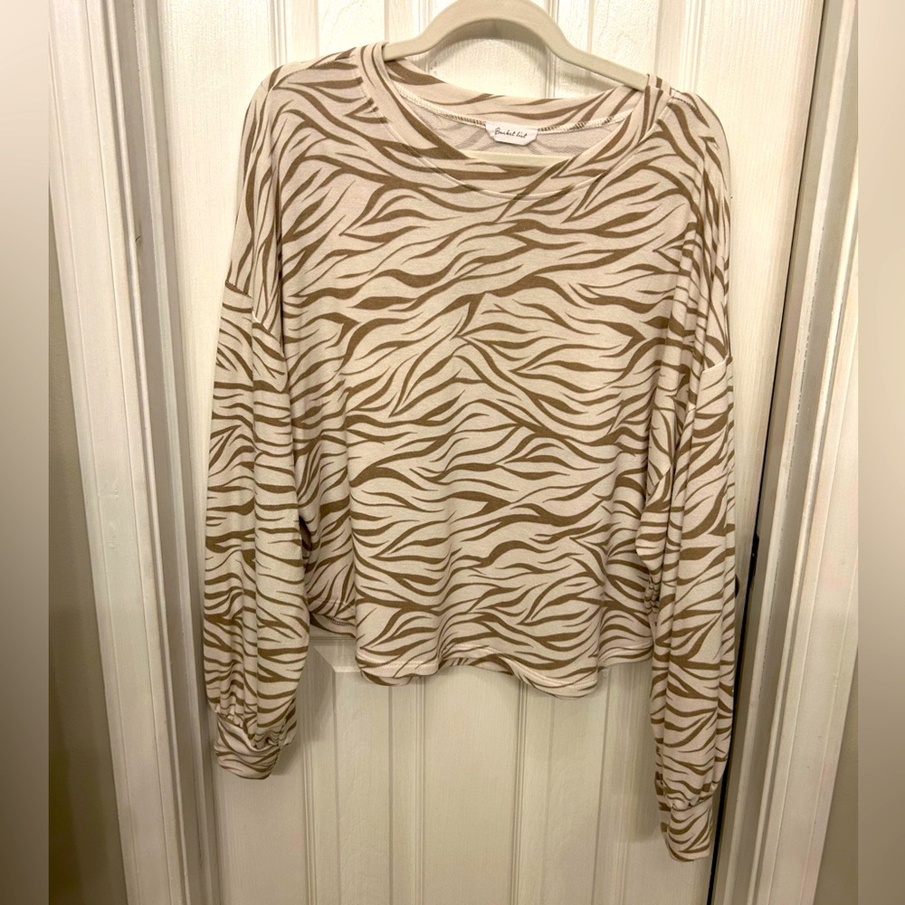 Bring the Roar size Small
